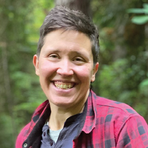 Beck Tench的照片。