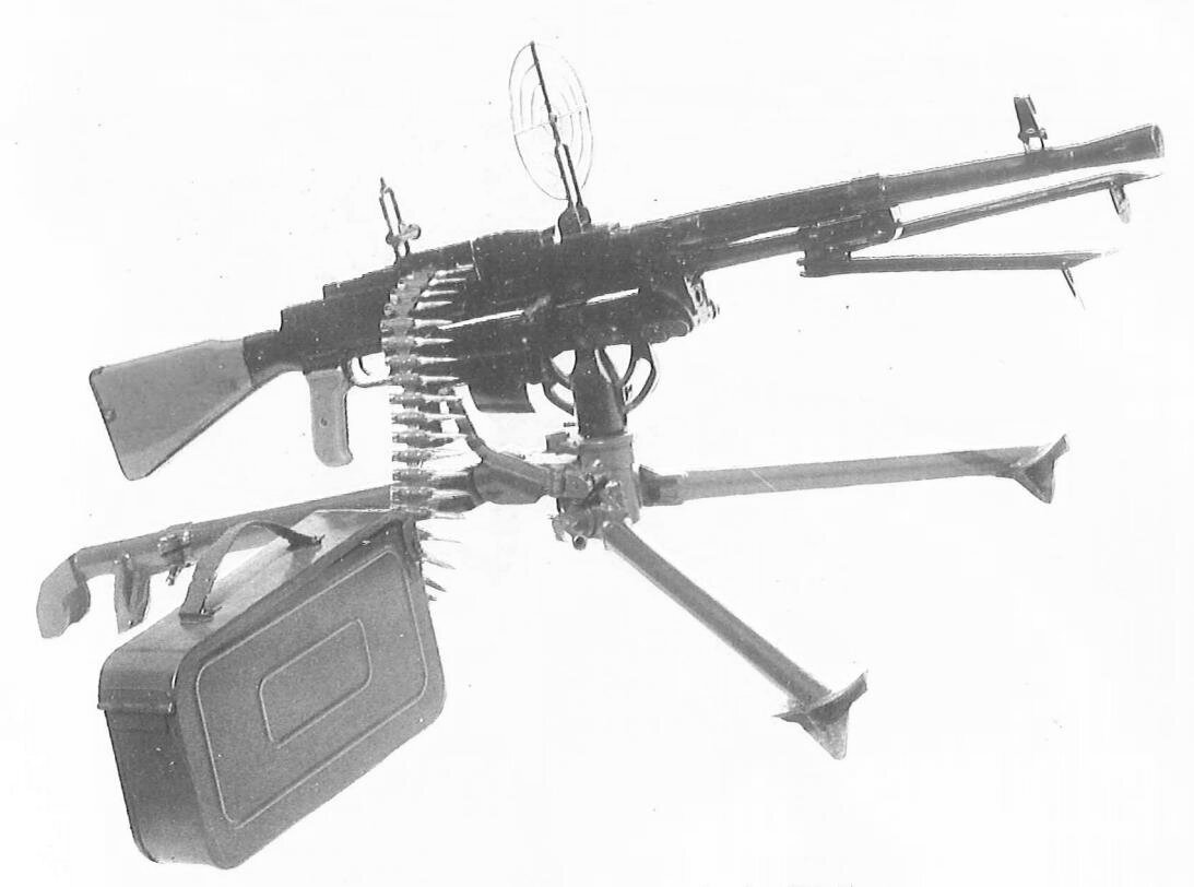 67式两用机枪